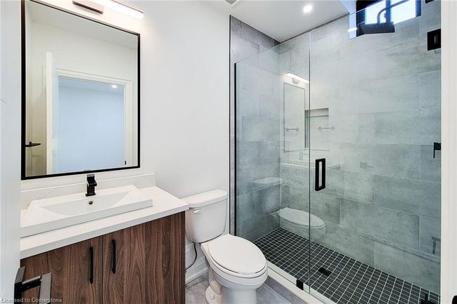 253 Federal St, House other with 6 bedrooms, 7 bathrooms and 3 parking in Stoney Creek ON | Image 39