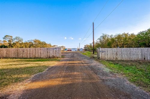 100 Mulcahy Cr 264 Street, Damon, TX, 77430 | Card Image