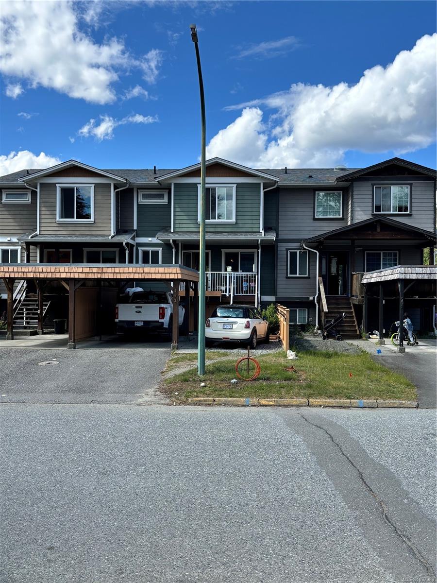 Residential in Gold River