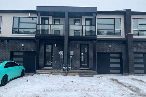 16 Keystone Trail, Welland, ON, L3B0N8 | Card Image