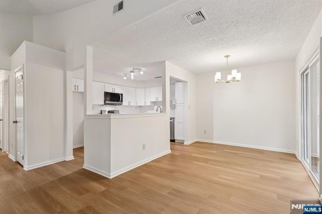 7 Eakens Ct, Condo with 2 bedrooms, 1 bathrooms and null parking in Mahwah NJ | Image 14