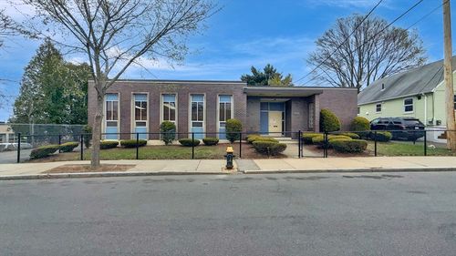 120 Mount Hope St, Boston, MA, 02131 | Card Image