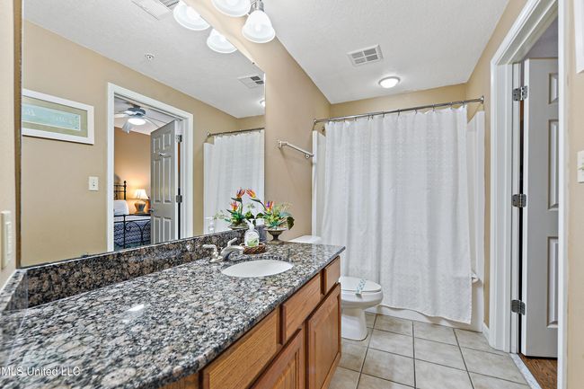 Bathroom 2 | Image 18