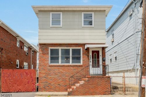 183 Devon St, Kearny, NJ, 07032-2423 | Card Image