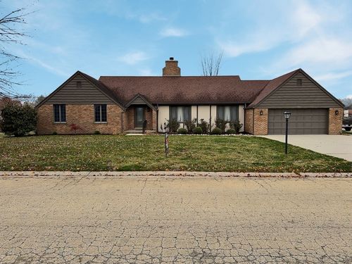 304 N Chaucer Blvd, Monticello, IL, 61856-2321 | Card Image