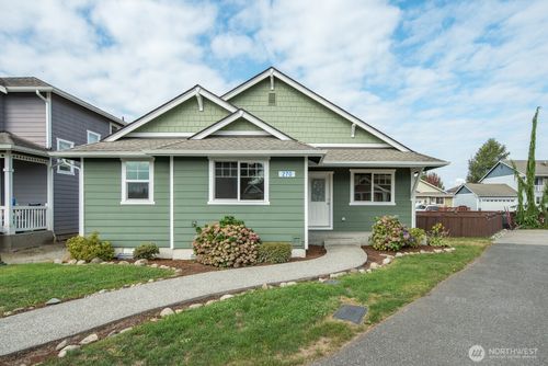 270 Lewis Pl, Sedro Woolley, WA, 98284-4394 | Card Image