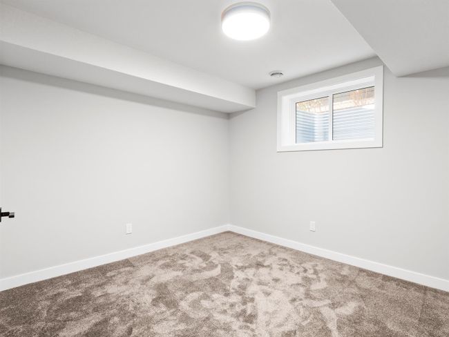 2731 Conrad Dr Nw, House detached with 5 bedrooms, 3 bathrooms and 2 parking in Calgary AB | Image 41