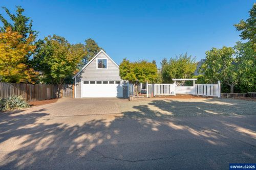 1935 Sw Whiteside Dr, Corvallis, OR, 97333-1408 | Card Image