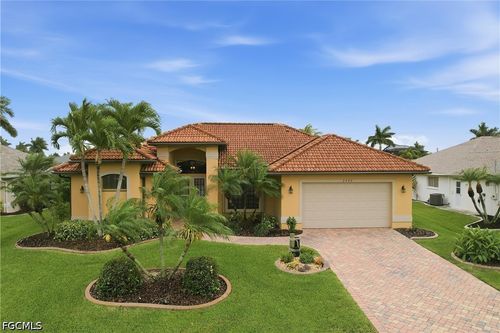 2400 Sw 39th Ter, Cape Coral, FL, 33914-5407 | Card Image
