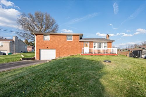 76 Lightcap Rd, Latrobe, PA, 15650-4111 | Card Image