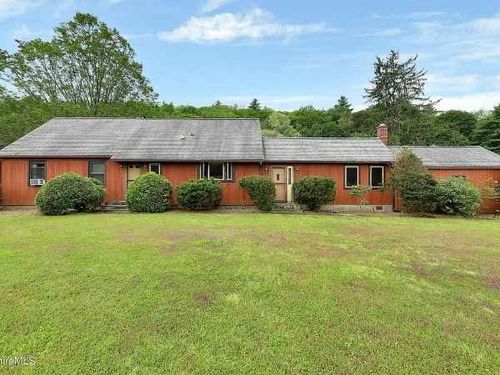 322 State Rd, Great Barrington, MA, 01230-1463 | Card Image