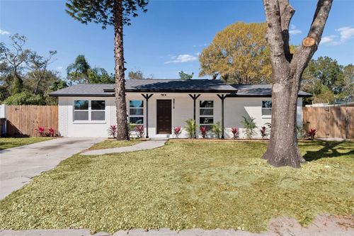 8818 Auburn Way, Tampa, FL, 33615-1202 | Card Image