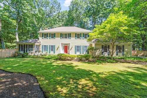 10 Wingate Ln, Acton, MA, 01720-5600 | Card Image