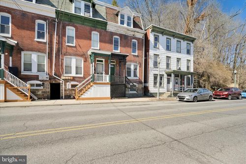 621 N Centre St, POTTSVILLE, PA, 17901-1707 | Card Image