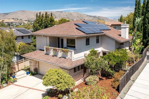 2424 Cumbre Ct, San Luis Obispo, CA, 93401-5531 | Card Image