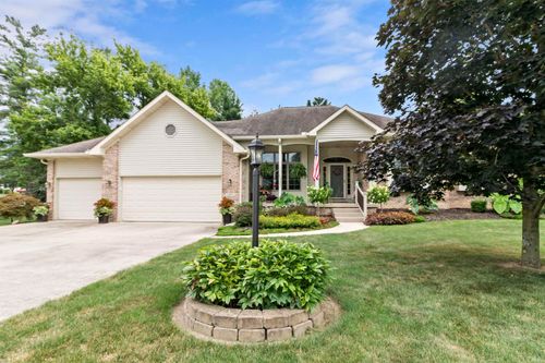 109 Lakeview Dr, Hartford City, IN, 47348-8727 | Card Image