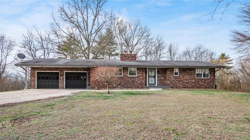 65521 Highland Hills Rd, Cambridge, OH, 43725-9657 | Card Image