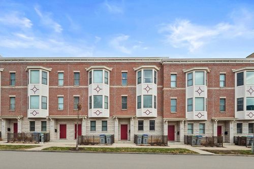 220 E Reservoir Avenue, Milwaukee, WI, 53212 | Card Image