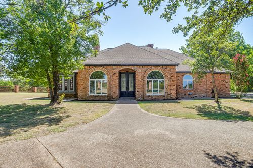 2625 Clear Lake Rd, Weatherford, TX, 76087-9177 | Card Image