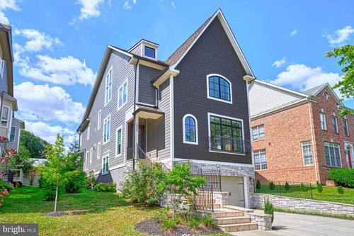 1600 Great Falls St, MCLEAN, VA, 22101-5079 | Card Image