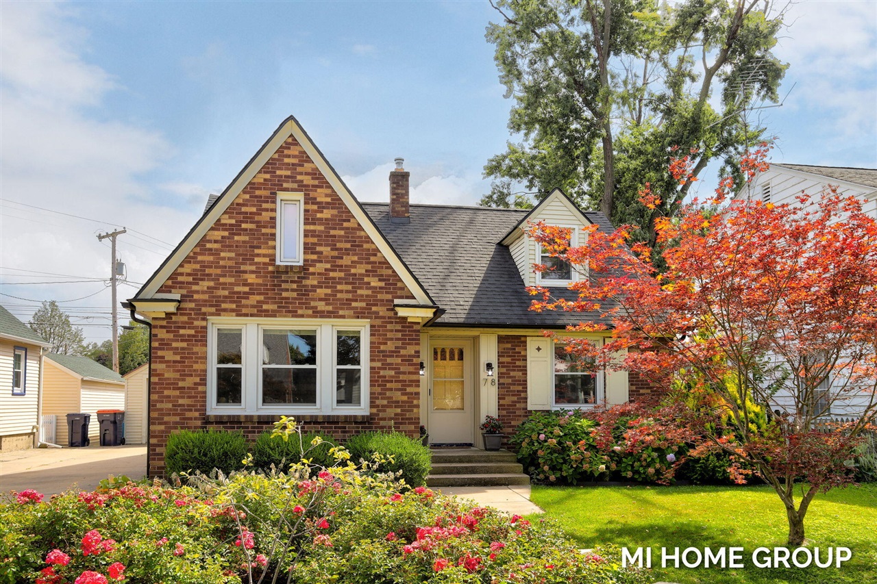 21st St, Holland, MI 49423