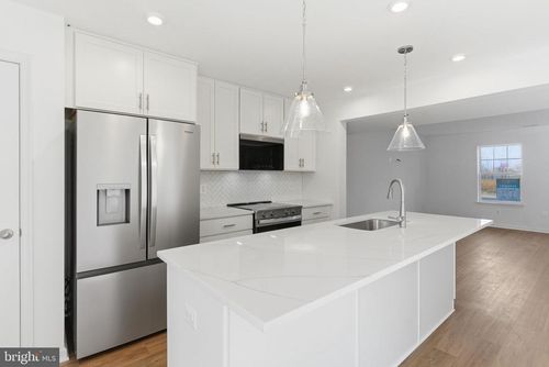 123 Courthouse Drive, MARTINSBURG, WV, 25404 | Card Image