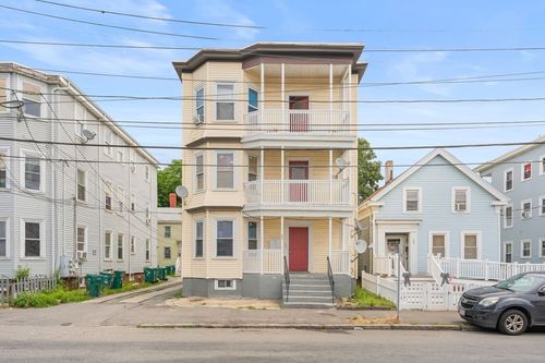 60 Commercial St, Lynn, MA, 01905-1555 | Card Image