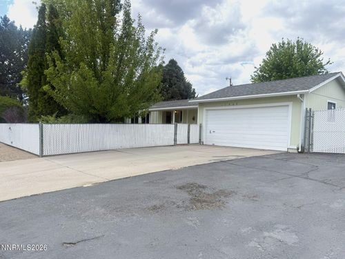 17465 Fantail Street, Reno, NV, 89508 | Card Image