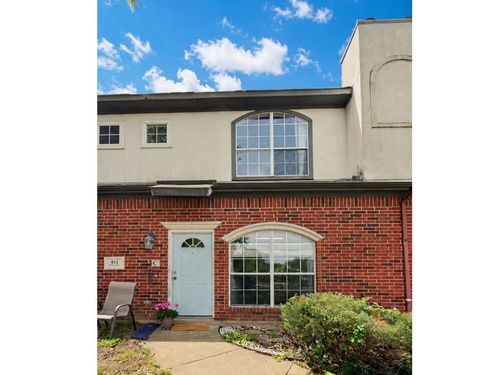 c-414 Central Park Dr, Arlington, TX, 76014-4580 | Card Image