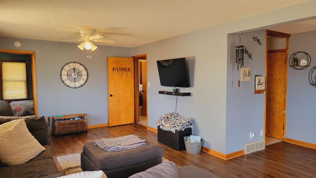 3100 380 Th St, House other with 5 bedrooms, 2 bathrooms and null parking in Cottonwood MN | Image 6