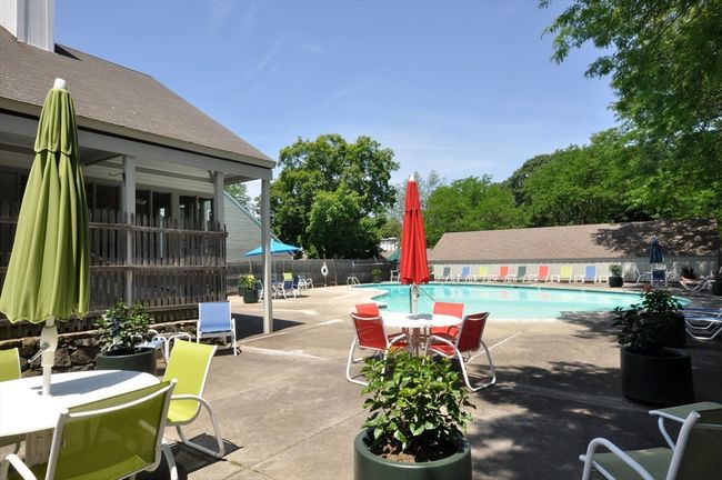UNIT-3 - 19 Concord Greene, Condo with 2 bedrooms, 2 bathrooms and 1 parking in Concord MA | Image 34