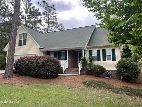 6 Pierce Pl, Pinehurst, NC, 28374-9722 | Card Image