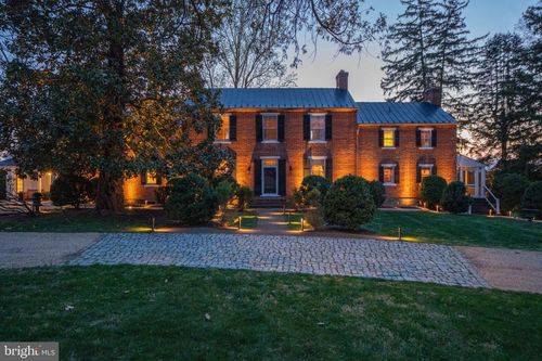 40035 Hedgeland Ln, Waterford, VA, 20197-1126 | Card Image