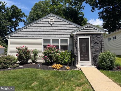 2131 Curtis Ave, ABINGTON, PA, 19001-2523 | Card Image