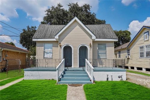 22-6320-22 Baccich St, New Orleans, LA, 70122-6504 | Card Image