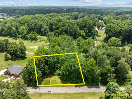 515 Riviera Dr, Salisbury, NC, 28144-8429 | Card Image