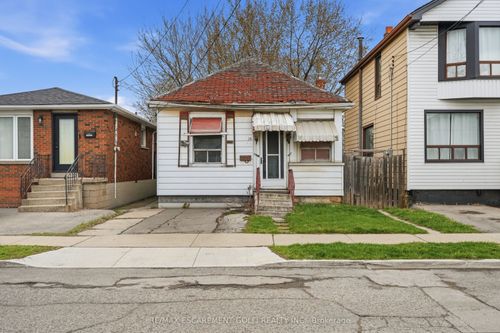 19 Vansitmart Ave, Hamilton, ON, L8H3A2 | Card Image