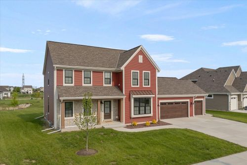 1946 N Cora Dr, Grafton, WI, 53024-1222 | Card Image