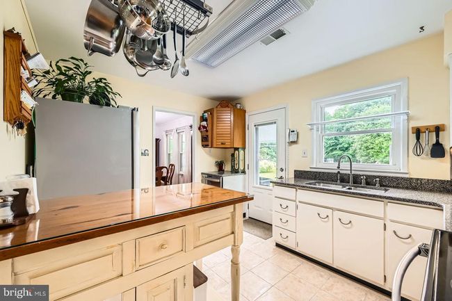 12105 Lanham Severn Rd, House other with 3 bedrooms, 2 bathrooms and null parking in BOWIE MD | Image 12
