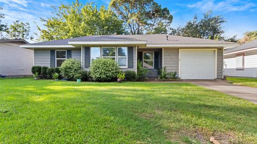 3117 Babin Dr, Texas City, TX, 77590-6738 | Card Image