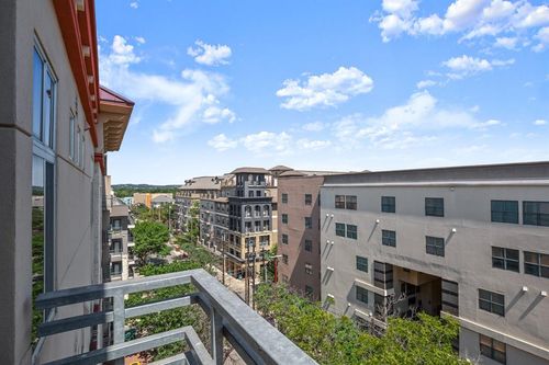 apt-700-711 W 26th St, Austin, TX, 78705-4480 | Card Image