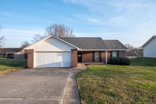 2105 Autumn Oak Circle, Maryville, TN, 37801 | Card Image