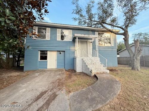 3982 Kings Park Cir, Macon, GA, 31217-6210 | Card Image