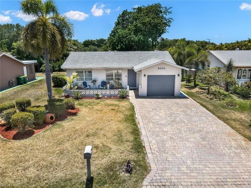 9404 Nw 70th Pl, Tamarac, FL, 33321-3006 | Card Image