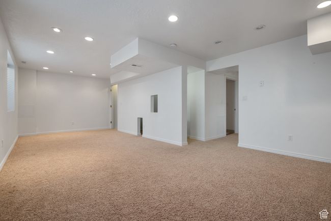 Unfurnished room featuring light colored carpet and recessed lighting | Image 20