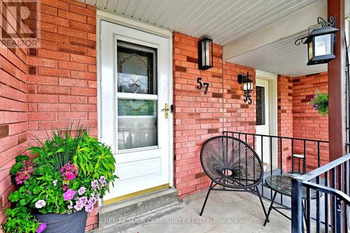 57 Hattie Crt, Keswick, ON, L4P3Z8 | Card Image
