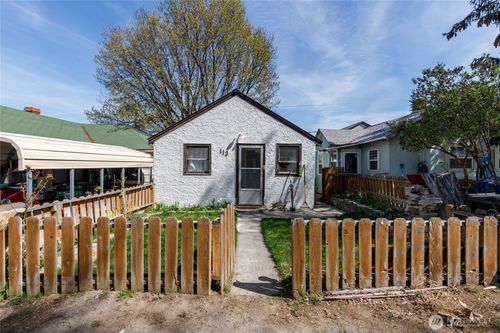113 Young St, Grand Coulee, WA, 99133-9703 | Card Image