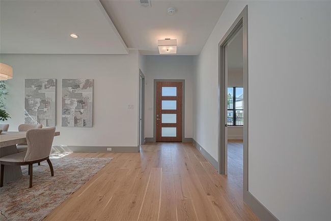 5200 Beech St, House other with 5 bedrooms, 7 bathrooms and 2 parking in Bellaire TX | Image 11