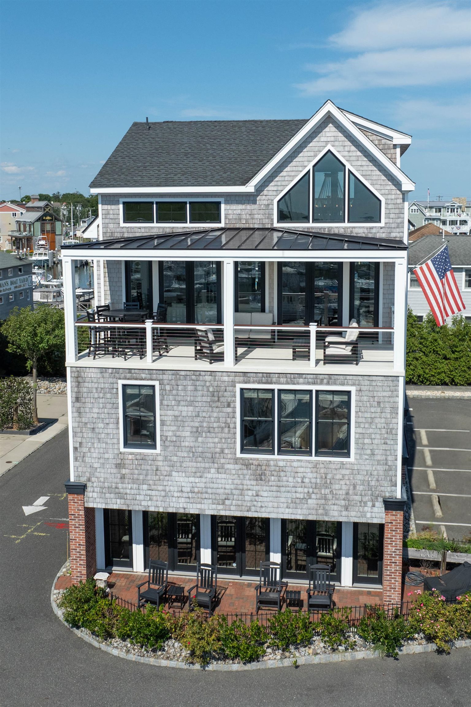 Pharo Ln, Cape May, NJ 08204