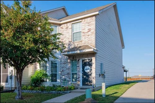 5705 Giddyup Ln, Fort Worth, TX, 76179-7354 | Card Image